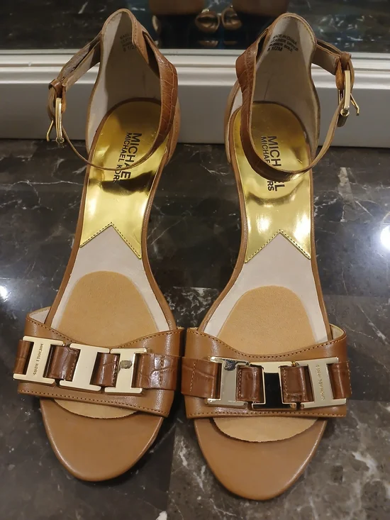 MICHAEL Michael Kors Tan and Gold Open-Toe Ankle-Strap Heels - Picture 13 of 15